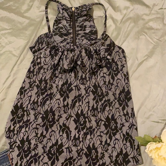 Flowered Blouse - Picture 2 of 5